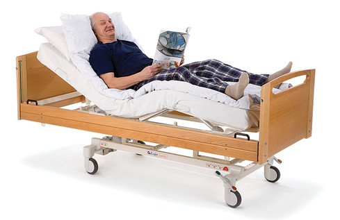 Медицинская кровать для ухода за пациентами ScanAfia PRO 