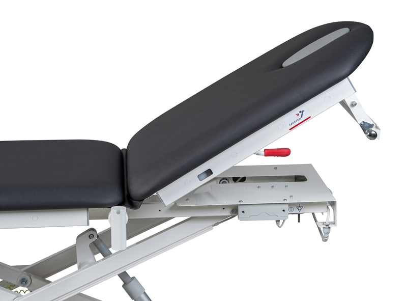 web4040x_examination_table_fh_emergencyreleasehandle3.png